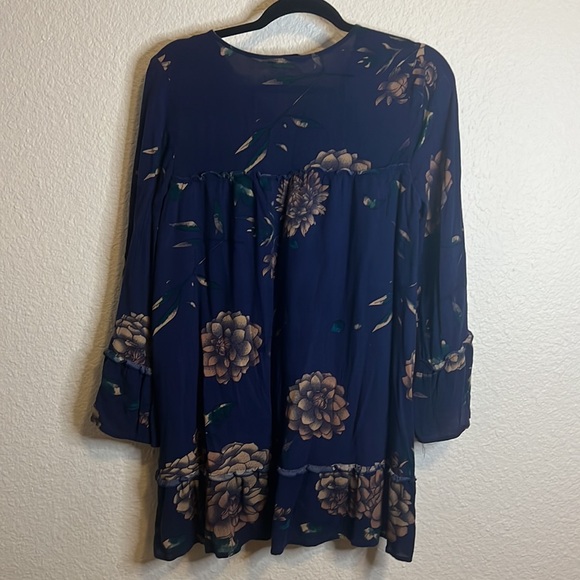 Knot Sisters Langley dress, size medium. - Picture 7 of 12